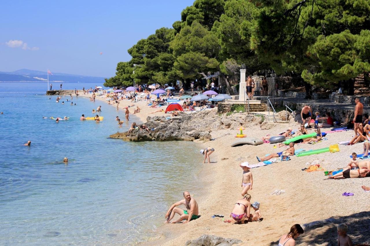 Apartments By The Sea Brela, Makarska - 2718 Buitenkant foto