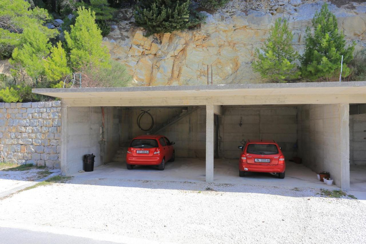 Apartments By The Sea Brela, Makarska - 2718 Buitenkant foto