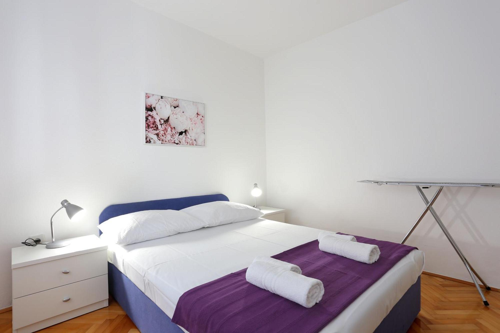 Apartments By The Sea Brela, Makarska - 2718 Kamer foto