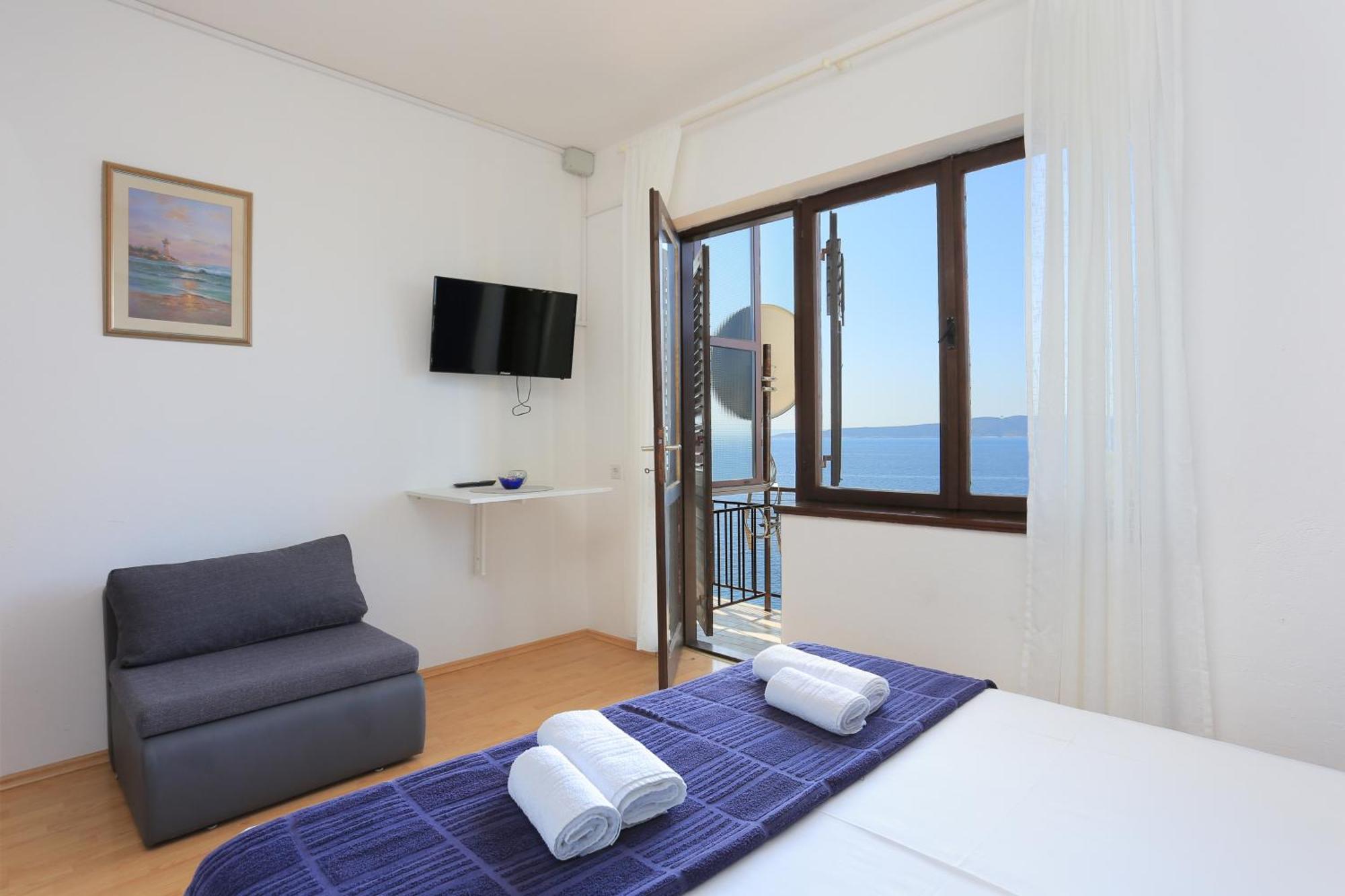 Apartments By The Sea Brela, Makarska - 2718 Kamer foto